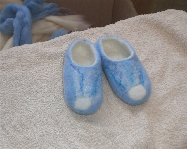 Валяние тапочек из шерсти (мастер класс).