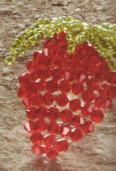 Клубника из бисера