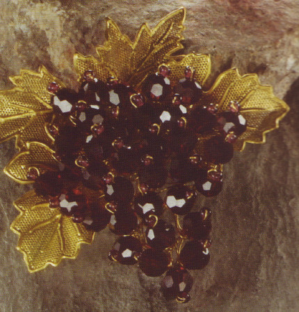 Виноград из бисера