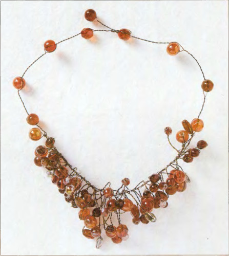 Ожерелье из бисера