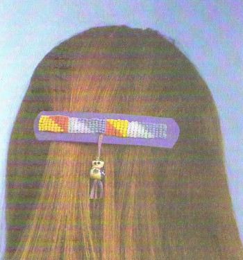 Заколка из бисера