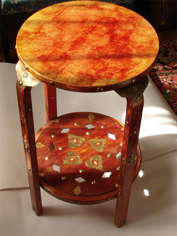 Восточный столик