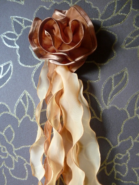 Хризантемы из ткани