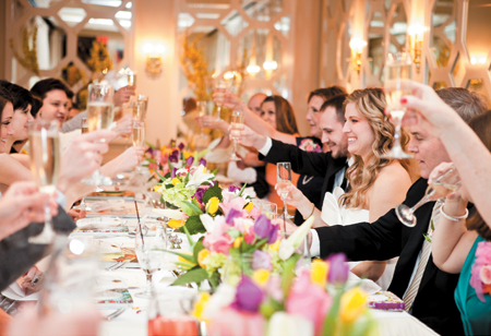 Как правильно рассадить гостей на свадьбе