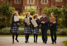 Получение среднего образования в Англии