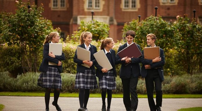 Получение среднего образования в Англии