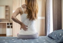 Причины, почему может болеть позвоночник