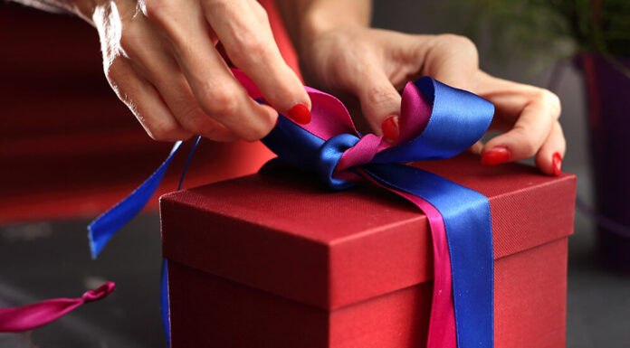 Как упаковать подарок — простые, быстрые и красивые советы