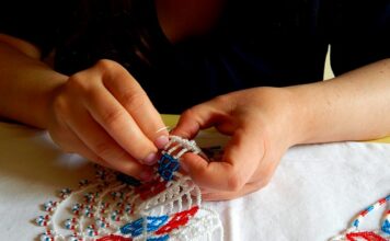 Где взять бисер для рукоделия и украшений