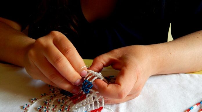 Где взять бисер для рукоделия и украшений