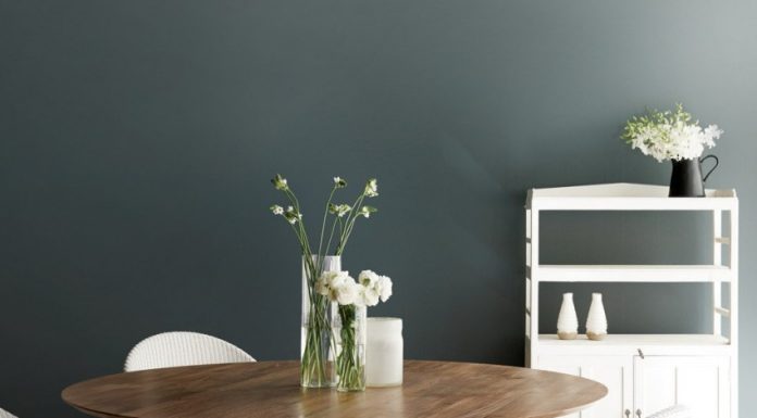 На что обращают внимание, выбирая кухонный стол