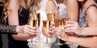 Какое шампанское относится к полусухому и полусладкому