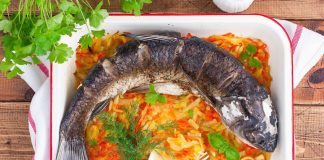 Чем интересна рыба белый амур: как ее готовят