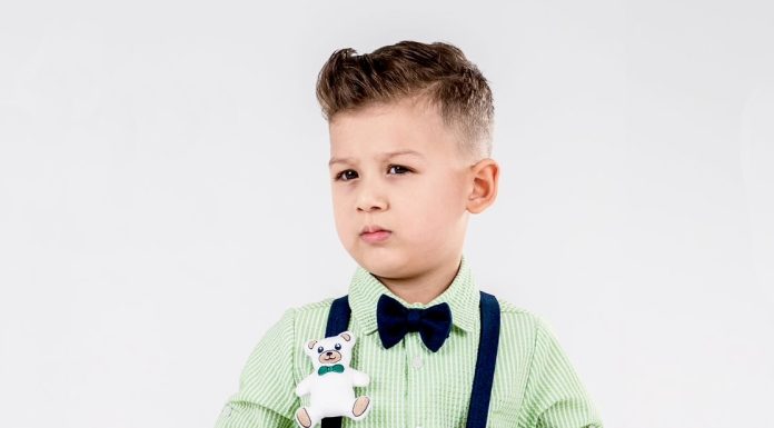 Какую одежду для мальчиков покупают осенью 2023 года: советы