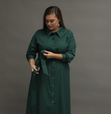 Выбор платья для обладательницы пышных форм: визуальная корректировка недостатков фигуры