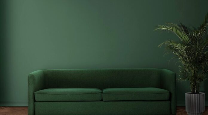 Как выбрать долговечный материал для обивки дивана