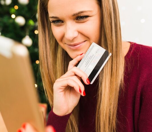 Кредит онлайн на карту: как рассчитать переплату и выбрать выгодные условия