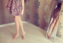 Почему шелушится кожа на ногах: 7 главных причин